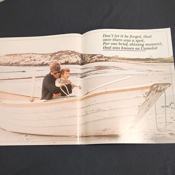 Star 1999 JFK Jr. Touching Tribute Magazine - Picture 12 of 12